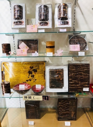 桜樺細工 写真2